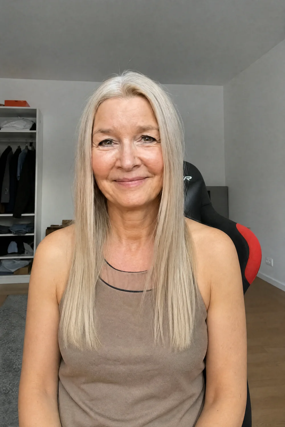 Karin, 54 Jahre, hat mit der experimentellen Methode ihre Kalorien von 1700 auf 2200 erhöht und wurde sichtbar definierter